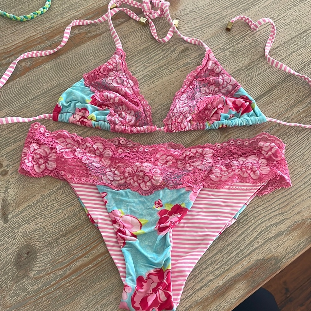 Beach bunny bikini set XS/S